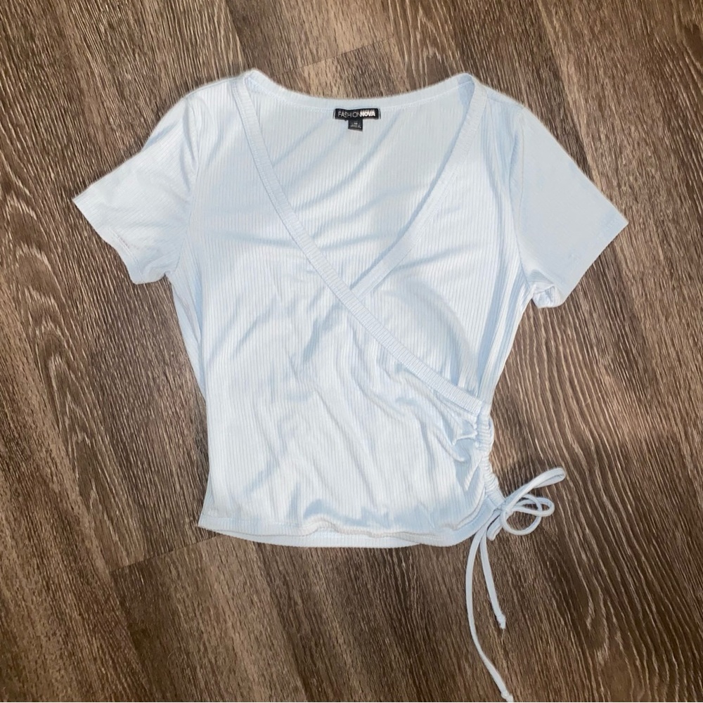 FashionNova Blue T-shirt - medium
